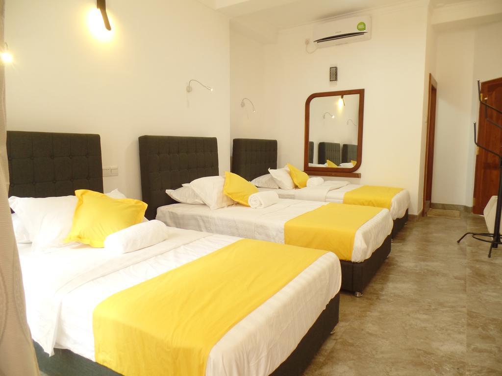 Kandyan Bluestar Villa Exterior photo