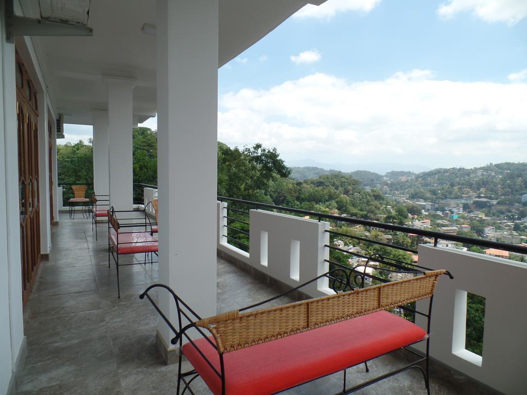 Kandyan Bluestar Villa Exterior photo
