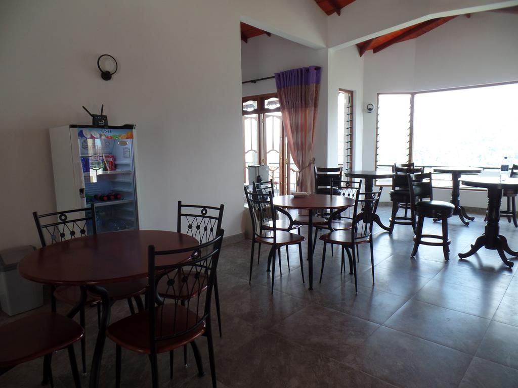 Kandyan Bluestar Villa Exterior photo