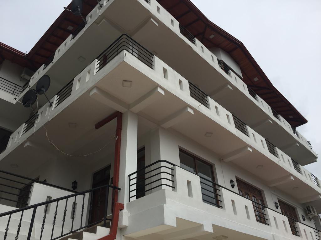 Kandyan Bluestar Villa Exterior photo