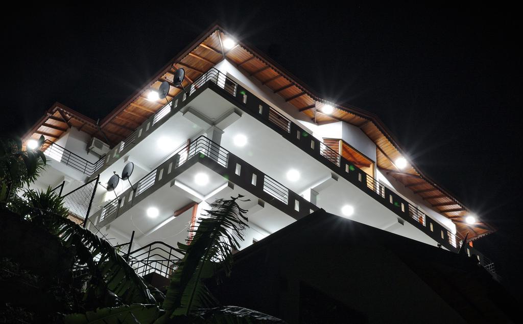 Kandyan Bluestar Villa Exterior photo